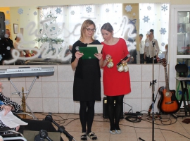 Każda z delegacji została wyróżniona dyplomem i drobnym upominkiem.